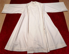 CHORHEMD ALBE MANTELALBE TUNIKA SOUTANE KIRCHE KLOSTER PRIESTER MESSGEWAND KASEL