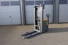 Jungheinrich EJC 212 Triplex Freihub Elektro Hochhubwagen Ameise 1200kg Traglast