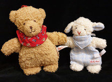 Käthe Kruse Bär Spieluhr LaLeLu 20 cm und Schaf weiß Kuscheltier 18 cm