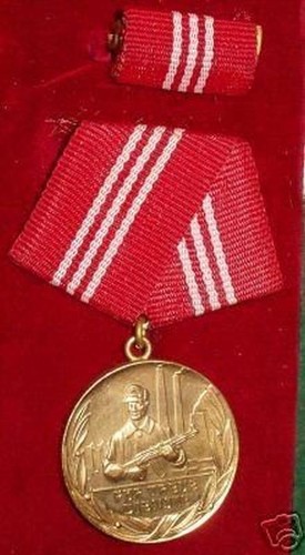 Ddr orden kampfgruppe - orden,