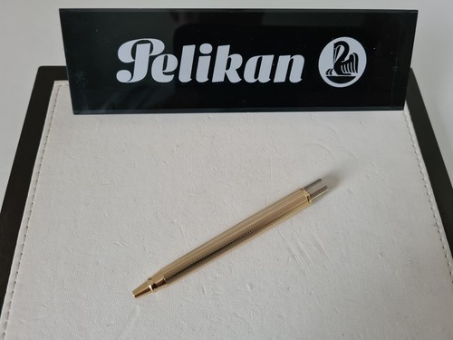 Pelikan new classic k395 gold - new,