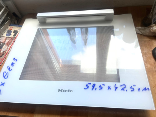MIELE.Backofentür.59,5x47,5