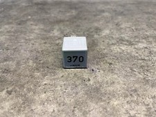 VW Audi Relais 370 8D0951253 Kontaktrelais #N27544