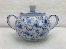 Objekt  Arzberg blaue Blume