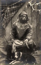 Ak Lappland Norwegen, Fjeldlapp, Mann mit Messer, Hund - 11230209