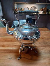 Teekanne mit Stövchen und Brenner, versilbert, englisch