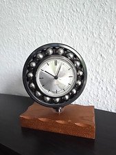 Alte schwere Tischuhr großes drehbares Kugellager Metall Kugeluhr