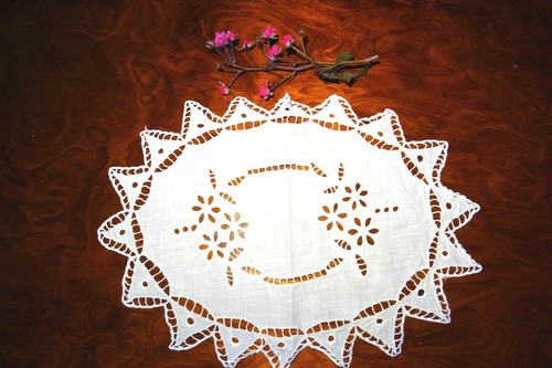 Jugendstil deckchen oval 32x23 - deckchen,