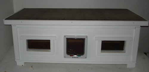 Katzenhaus mit fenster - ,