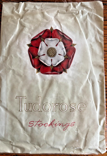 Tudorose vintage fully - tudorose,