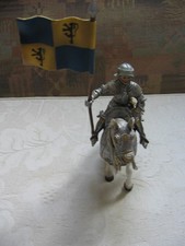 Schleich  Kreuzritter mit Fahne Auf Pferd Fahnenträger 70035