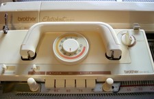 Strickschlitten Brother KH-910 (TOP Zustand!)