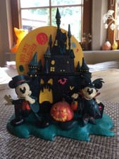 Disney Store Halloween Micky und Minnie Maus Figur Halloween Kalender Countdown