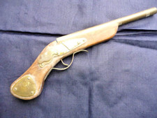 Aufwändige Handarbeit  liebevoll Gothic Laarp Vorderlader Pistole