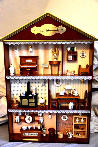Hummel diorama miniatur - hummel,