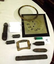 Konvolut Uhrenteile, Gewichte, Zifferblatt,Glas, Tragstuhl, 9 Teile, Nr. 14