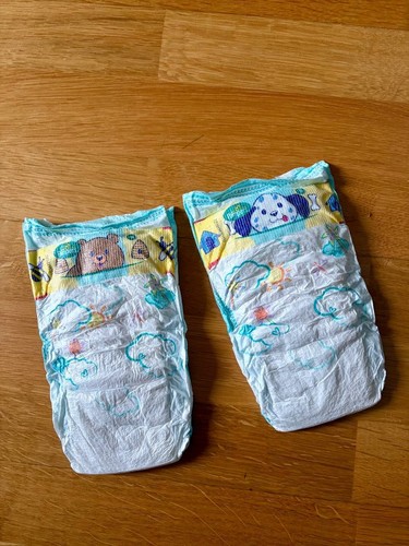 Vintage old pampers - /,