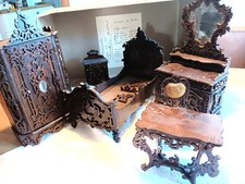 Antike Puppenmöbel,zum