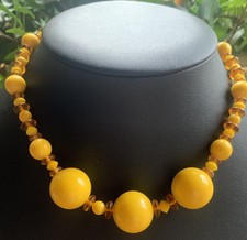 ! 573   Feine Neu-Gablonzer