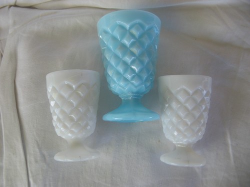 Antike pressglas fußbecher - pressglas,