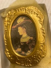 HANSSON DOLLHOUSE MINI GOLD