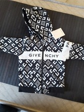 Givenchy Anzug, Jogginganzug