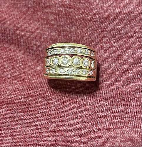 Gold ring karat - gold,