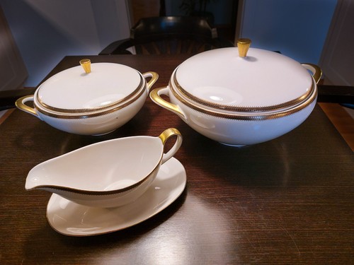 Suppenterrine 1x sauciere - 2x,