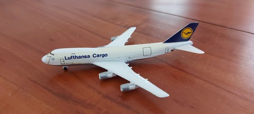 Flugzeugmodell boeing 747f - flugzeugmodell,
