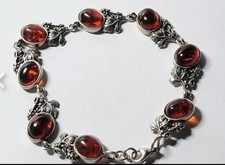 Romantisches Silberarmband mit