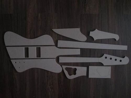 Thunderbird bass schablone - bass,