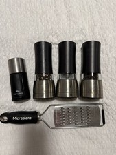 Peugeot Pfeffermühlen Microplane Konvolut Salzmühle Gewürze Reibe NP 298€