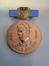 DDR FDJ Orden Medaille Artur Becker Bronze 1. Ausführung A122