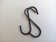 2x S-Haken schwarz – 11 cm