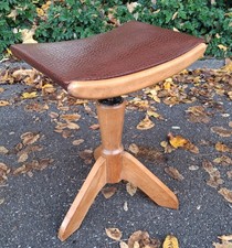 Bauhaus Hocker, Klavierhocker, Höhenverstellbar Holz Braun Midcentury