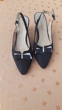 Peter Kaiser 39 oder 6 Slingback-Pumps schwarz-weiß gepunktet, since 1838