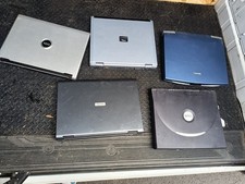 Konvolut 5 Laptop Defekt Notebook Toshiba Doll Siemens MSI 
