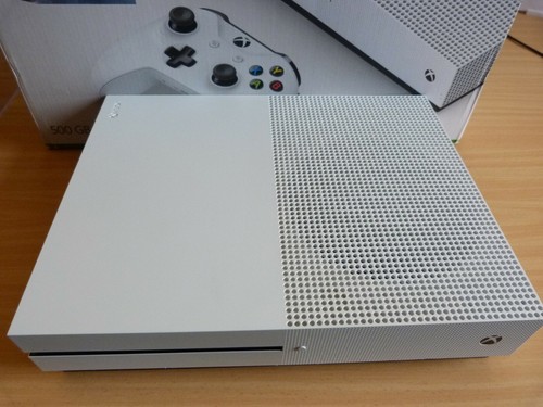 Xbox one mit laufwerk tb - xbox, s