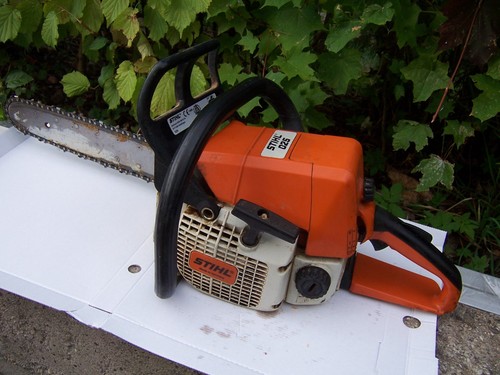 Stihl 025 leicht defekt - 025,,
