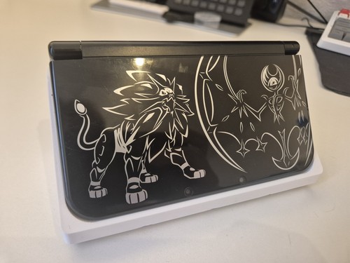 New nintendo 3ds solgaleo - 3ds,