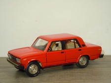 Lada 2105 saloon a39 made - -,