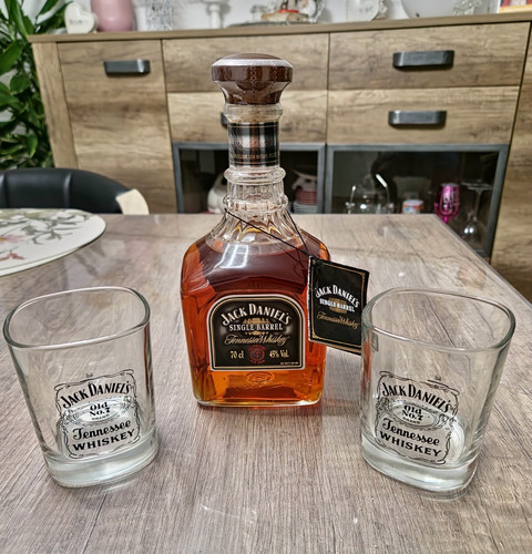 Jack daniels single - jack,