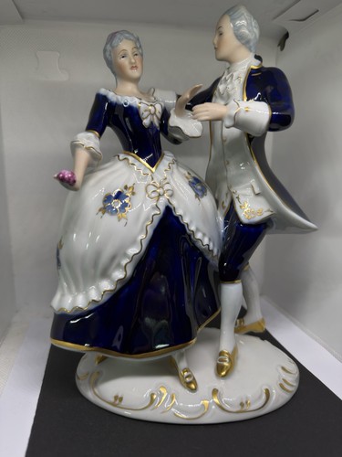 Alte porzellanfigur royal - alte,
