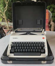 Antik OLYMPIA Schreibmaschine