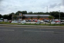 Foto 6x4 Aldi, Henry Boot Way