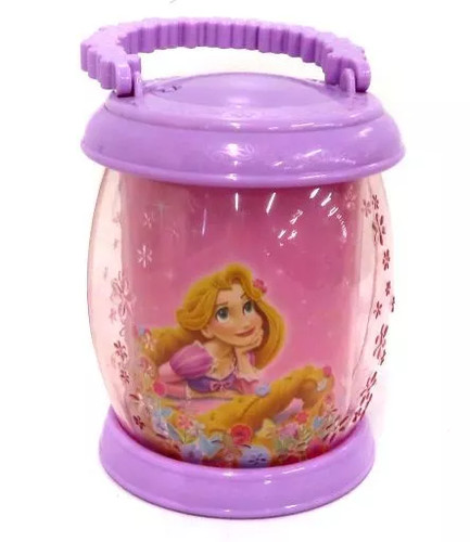 Rapunzel auf turm beleuchtete - auf,