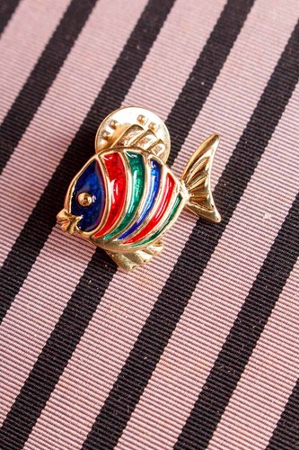 Vintage mini brosche - mini, anstecker