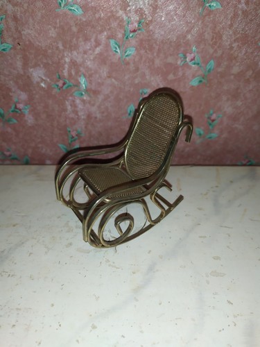 älterer metall schaukelstuhl - metall,