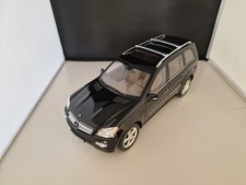 1:18 MINICHAMPS MERCEDES GL 320 CDI X164 SCHWARZ