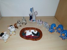 Konvolut - 11 Minifugren aus Porzellan bzw. Keramik u.a. Hund, Katze, Kuh